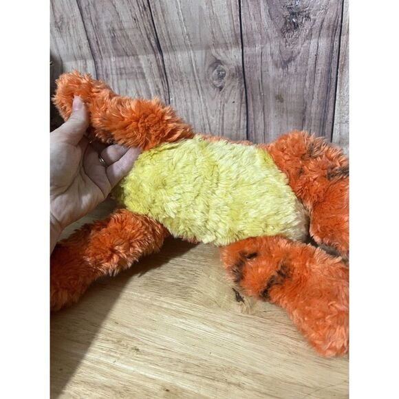 Disney Store Plush Laying Tigger Winnie the Pooh Curly Tail Soft Stuffed Toy 15" - Picture 7 of 10